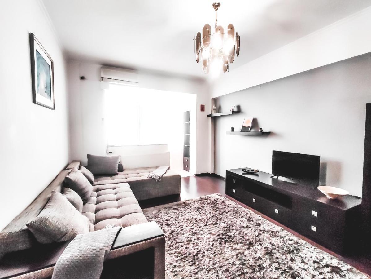 Parliament 1Br Apartment W Self Check In Bukarest Exterior foto